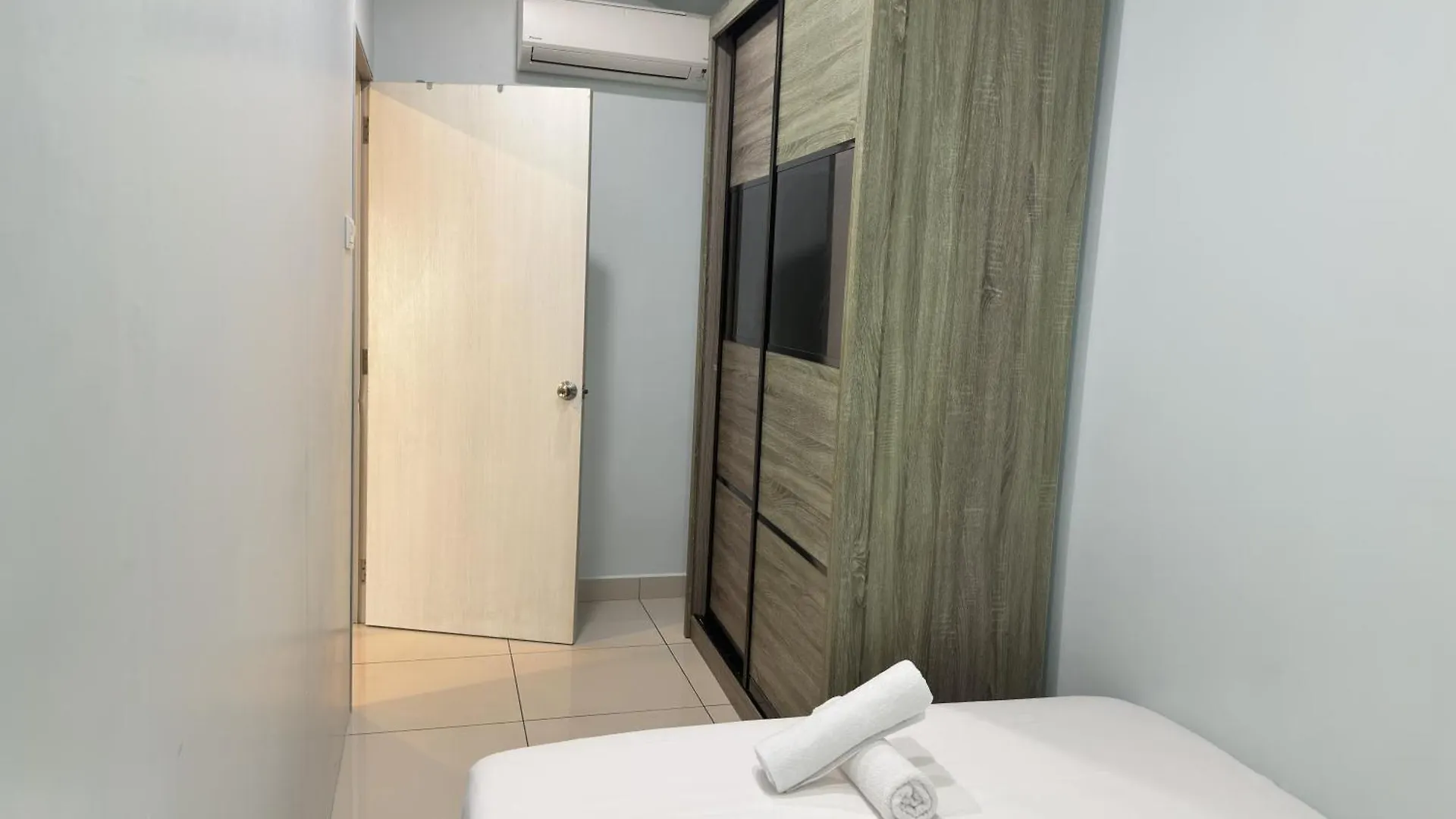Happysty George Town Gurney Mansion One 26 Apartment
