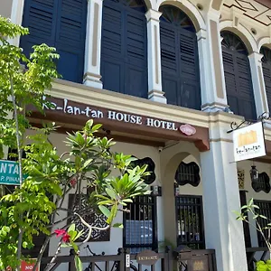 2* Gasthuis Ke-lan-tan House